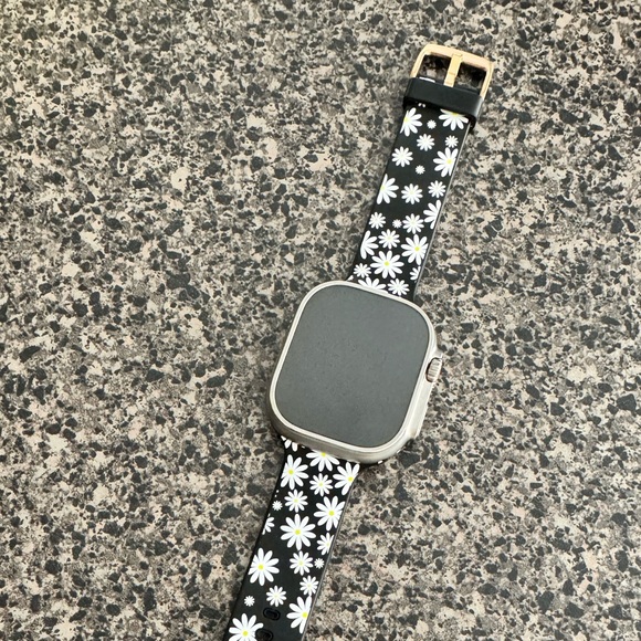 💥Apple Watch Ultra (Today Only) - Picture 3 of 4